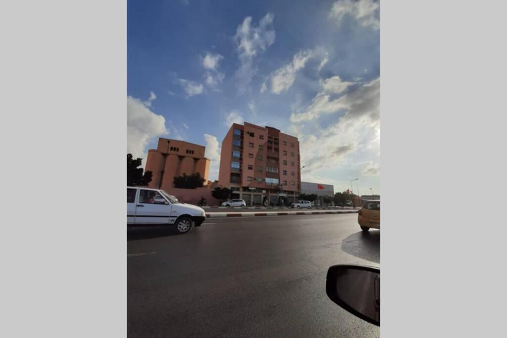 Bright Air Conditioned Apartment Near City Center Marrakesh Luaran gambar